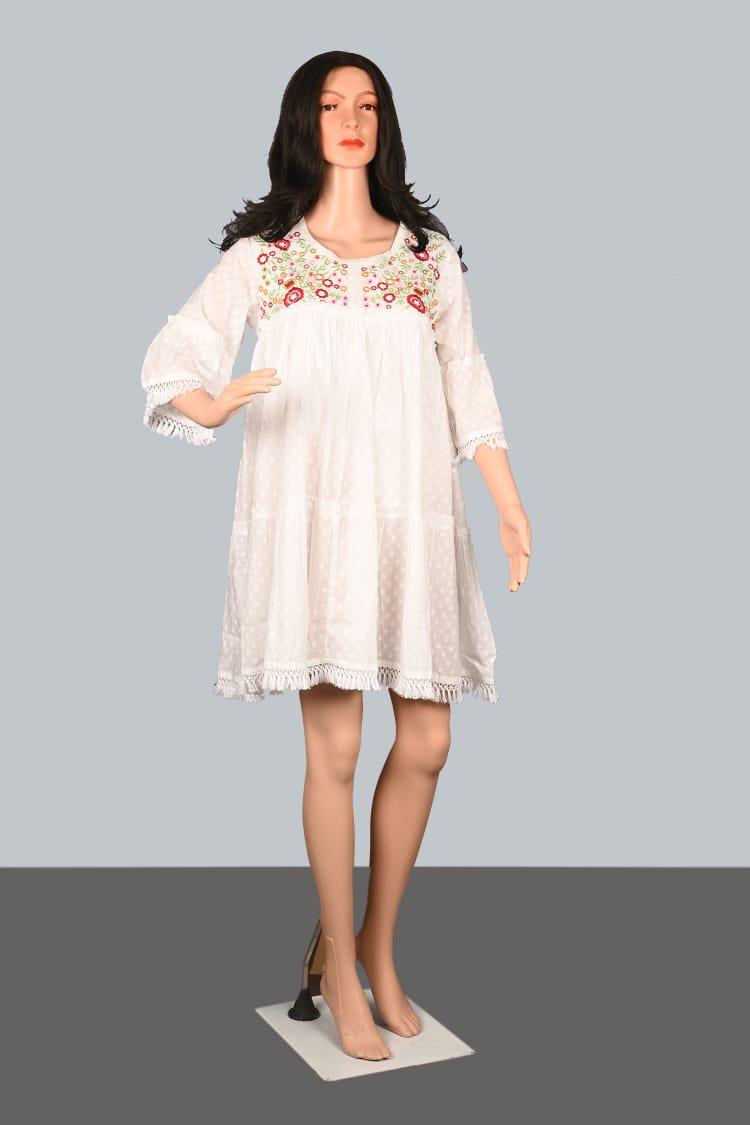 Classic White Round Neck Cotton Top